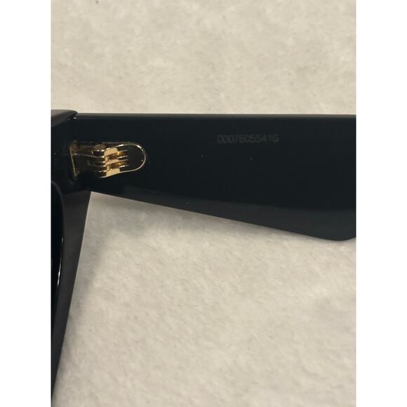 Brand New Dolce & Gabbana Sunglasses - Black Cat Eye DG4439 501/87
